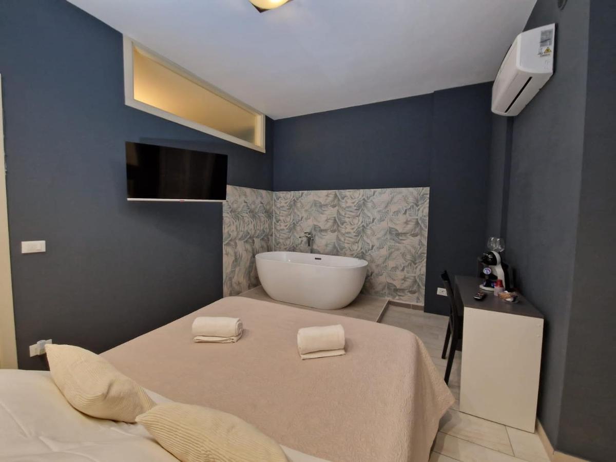 Apartments Amica Taranto Kültér fotó